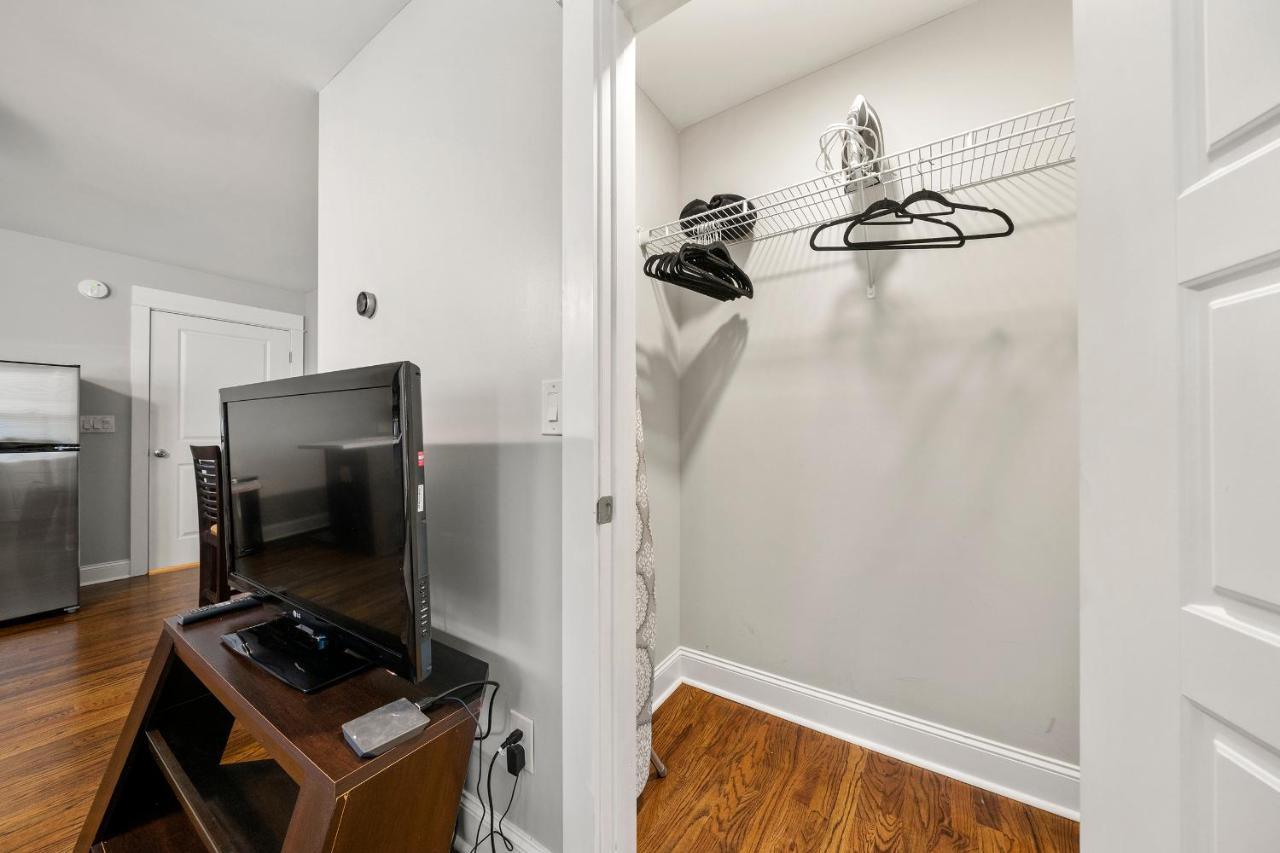 Lovely Cozy Studio In Heart Of Атланта Екстериор снимка
